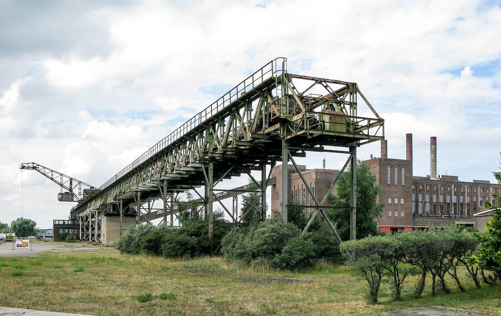 Bývalá elektrárna a průmyslové pozůstatky v Peenemünde