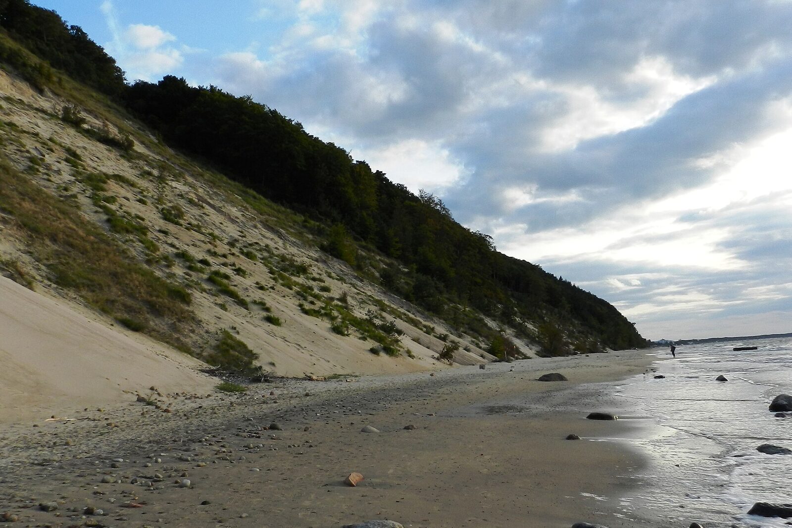 Útes Gosań ve Wolinském národním parku nad Baltem
